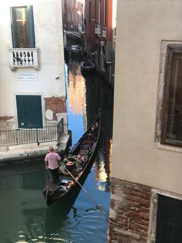 B&B Al Teatro With Canal View Venesia Bagian luar foto
